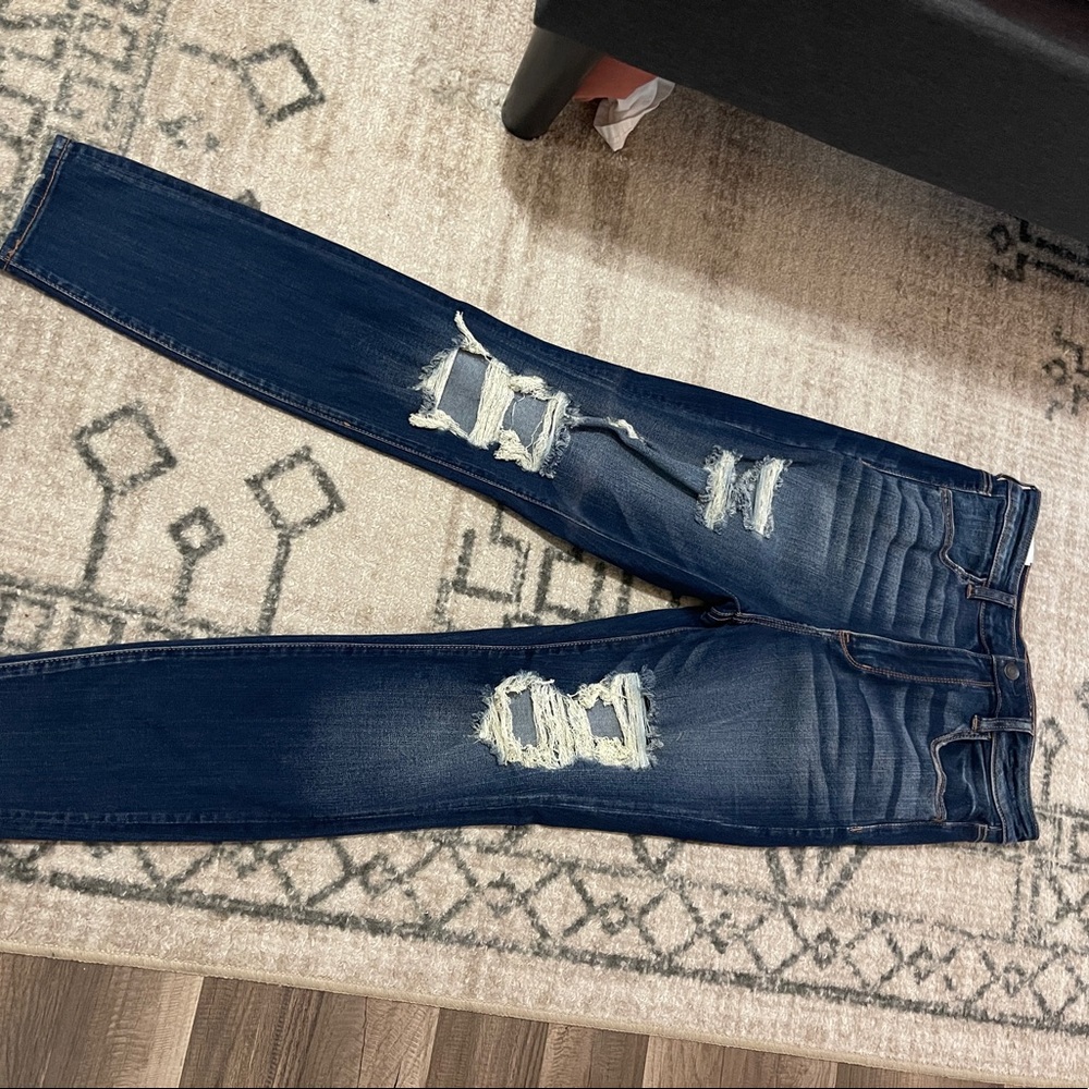 American Eagle Super Stretch Distressed Jegging 12 Short